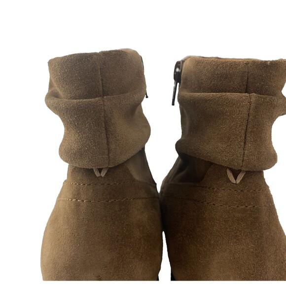 Womens Vionic Size 9.5 Boots Brown Suede Slouch Ankle Weather Resistant Comfort - Picture 4 of 12